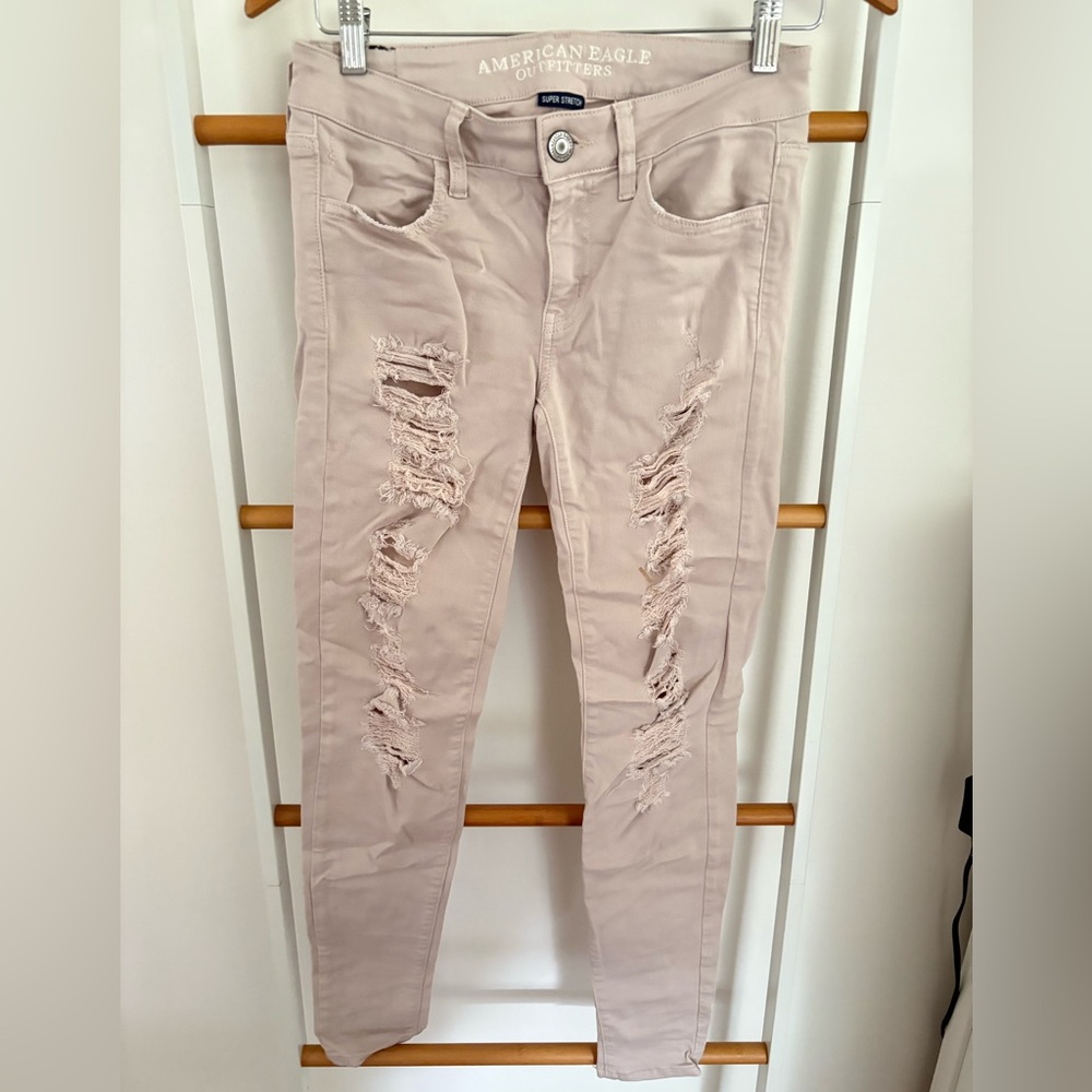 American Eagle Outfitters Super Stretch Distressed Jegging Beige